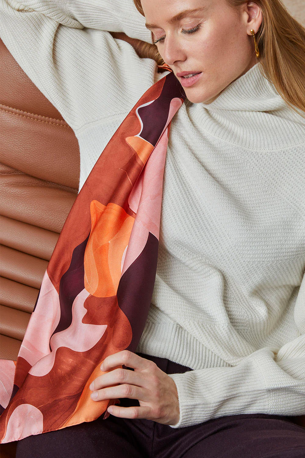 Foulard en soie L'Envol Terracotta - Image 3