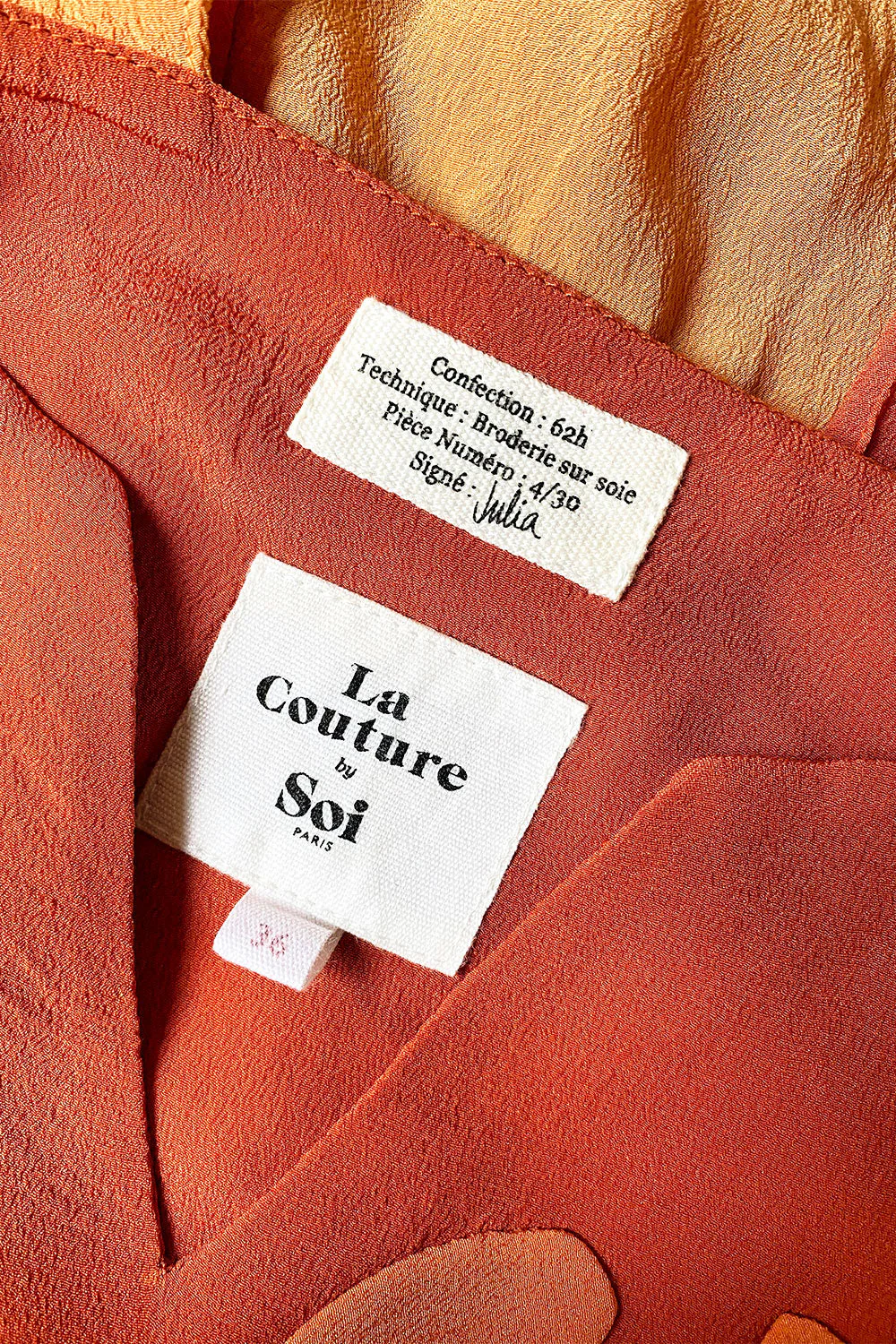 Robe en soie Hibiscus - Image 7